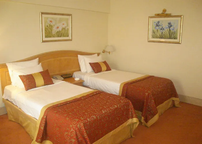Ramada Plaza By Wyndham Palm Grove